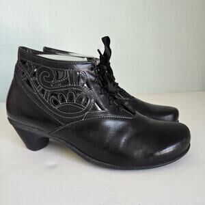 Naot Daring Madras Boots Women's 8 Black Leather Scroll Cut Out Gypsy Edwardian
